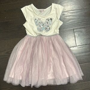 Excellent used condition Girls size 5 butterfly dress
